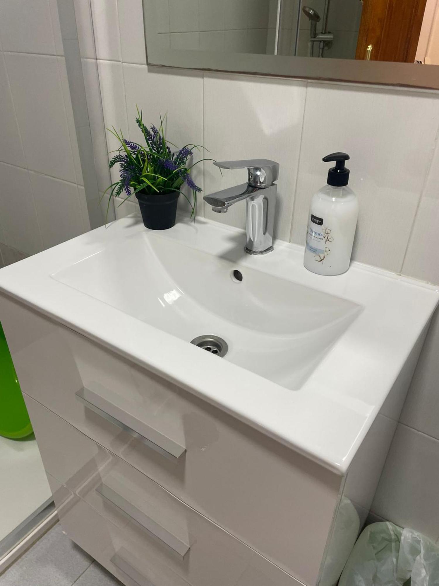 Spacious Apartment Τορεβιέχα Εξωτερικό φωτογραφία
