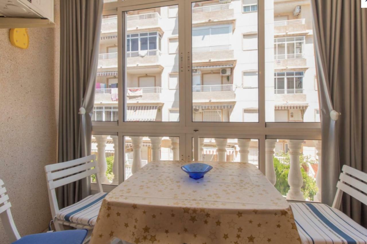 Spacious Apartment Τορεβιέχα Εξωτερικό φωτογραφία